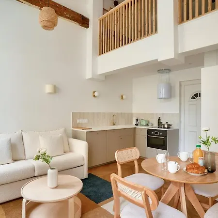 Belle Epoque - Magnifique Duplex Avec Mezzanine Pour 4 * París