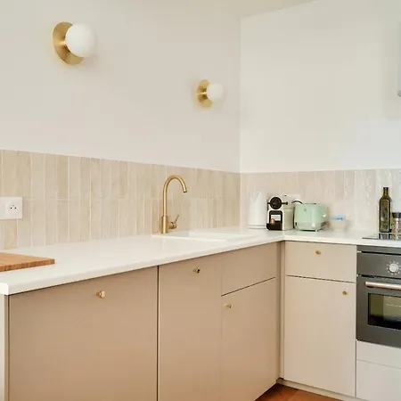 Belle Epoque - Magnifique Duplex Avec Mezzanine Pour 4 París