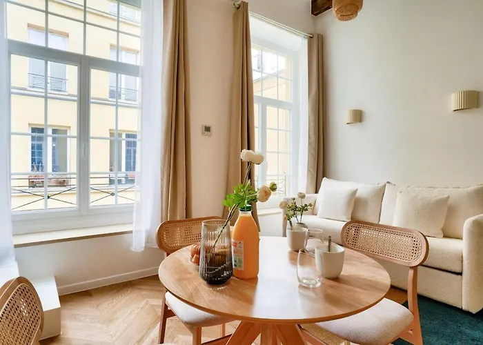 Apartment Belle Epoque - Magnifique Duplex Avec Mezzanine Pour 4 *